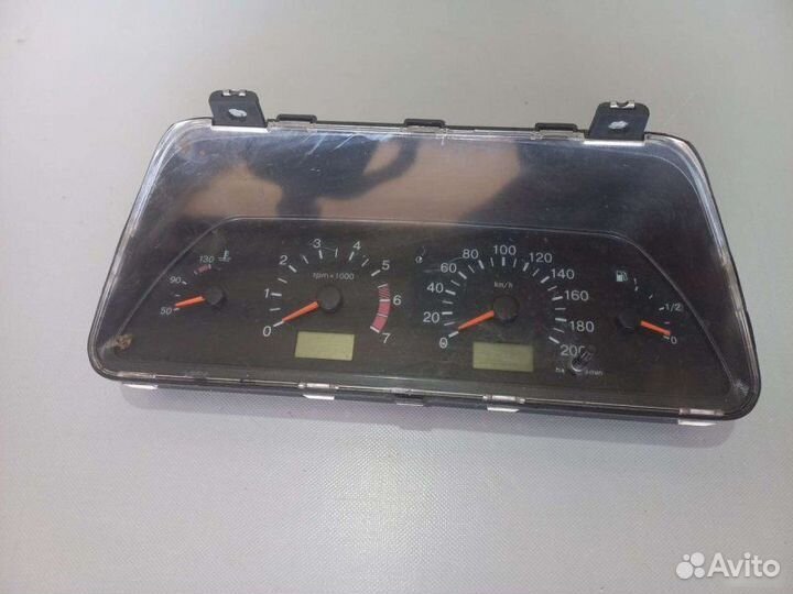 Щиток приборов Лада 2114