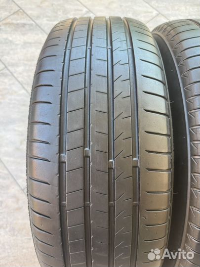 Bridgestone Alenza 001 215/65 R16 98H