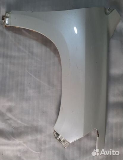 Крыло переднее правое Toyota Land-Cruiser 200 2016