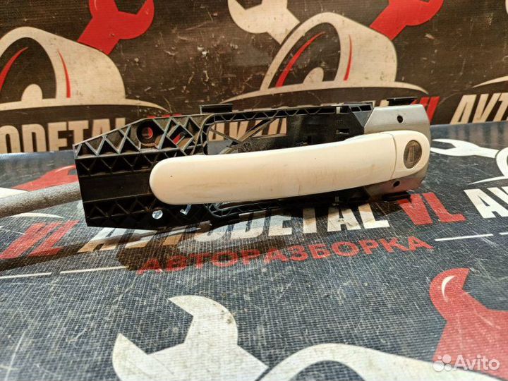 Ручка двери наружная передняя левая Skoda Rapid