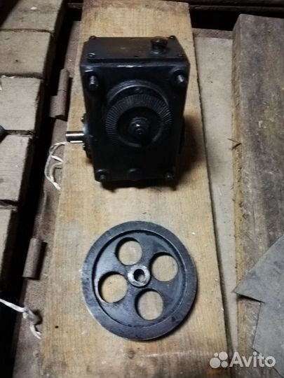 Масляный редуктор