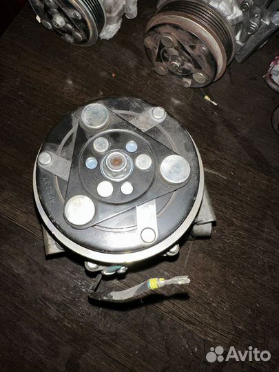 Компрессор кондиционера Honda FIT,Jazz,Grace,Vezel