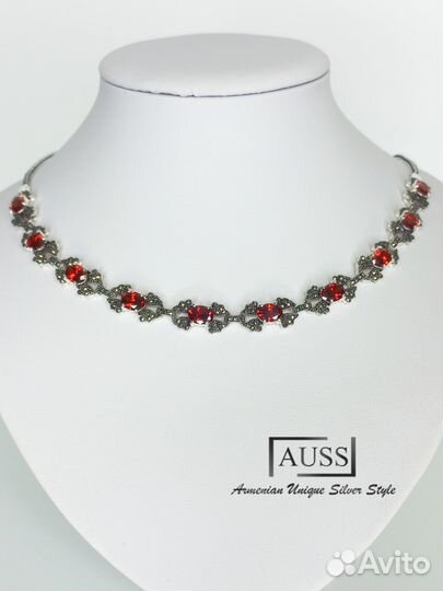 Серебряные серьги с гранатом