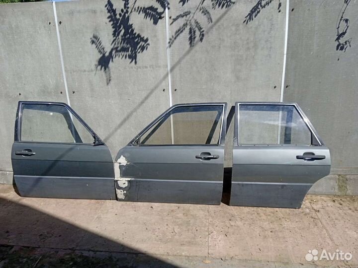 Двери Ауди B2