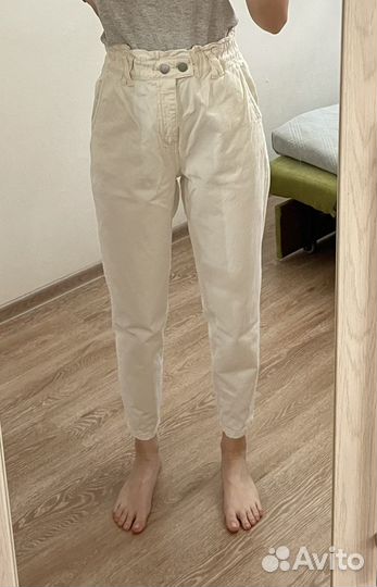 Джинсы stradivarius