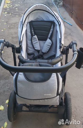 Детская коляска 3 в 1