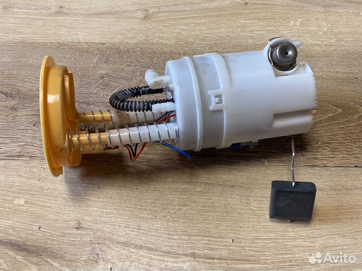 Mercedes w 168 топливный насос в бак