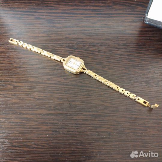 Часы женские