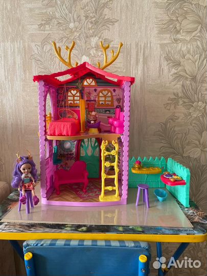 Домик кукольный Энчантималс«Домик Данессы Оленни»