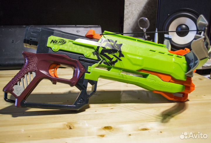 Игрушечный Арбалет Nerf Zombie Strike