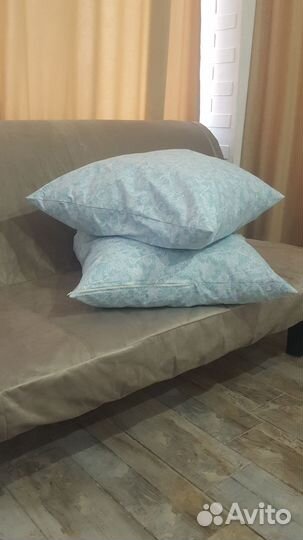 Подушка 70 на 70 новая