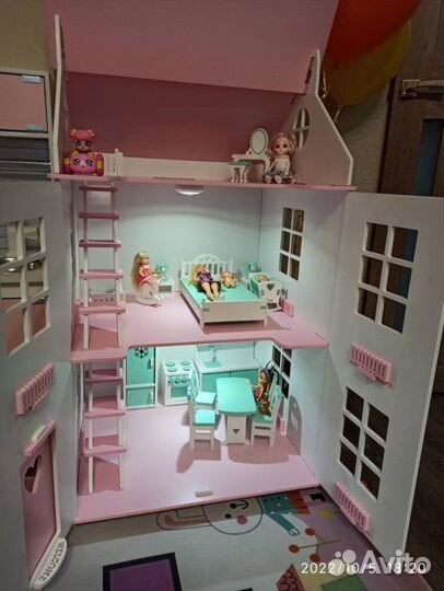 Детский кукольный домик (дерево)