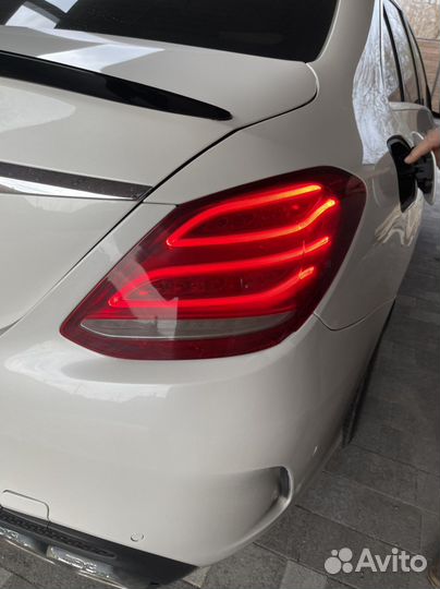 Оригинальный задний фонарь w205 с205