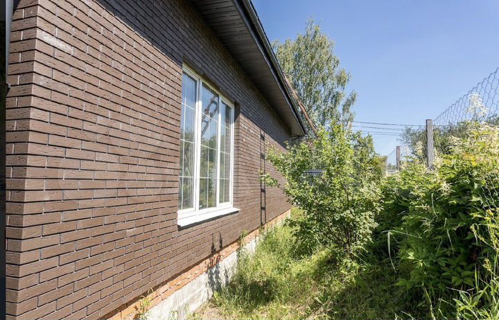 Дом 140 м² на участке 6 сот.