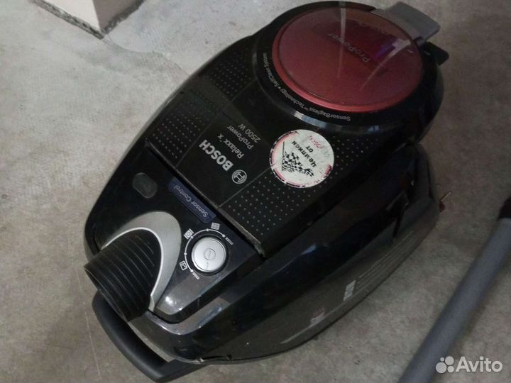 Запчасти к пылесосу, шланги, трубы