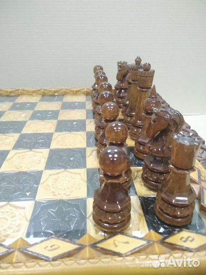 Шахматы резные ручной работы