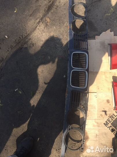 Решетка радиатора для бмв е 34