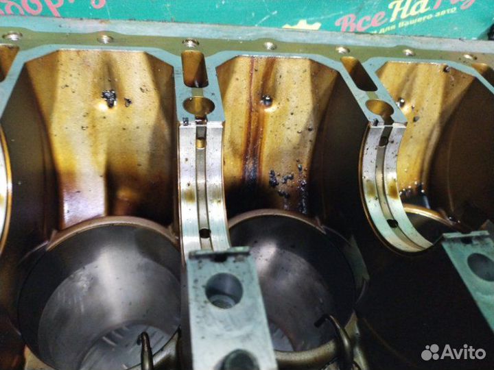 Блок цилиндров Volvo S60 седан 2.8