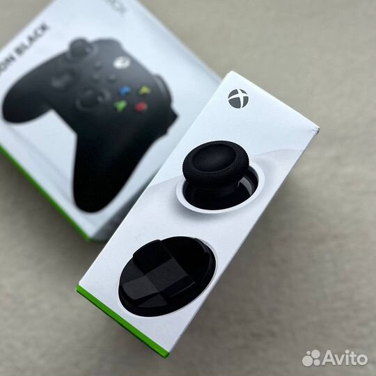 Геймпад Xbox Series (новый; цветные)