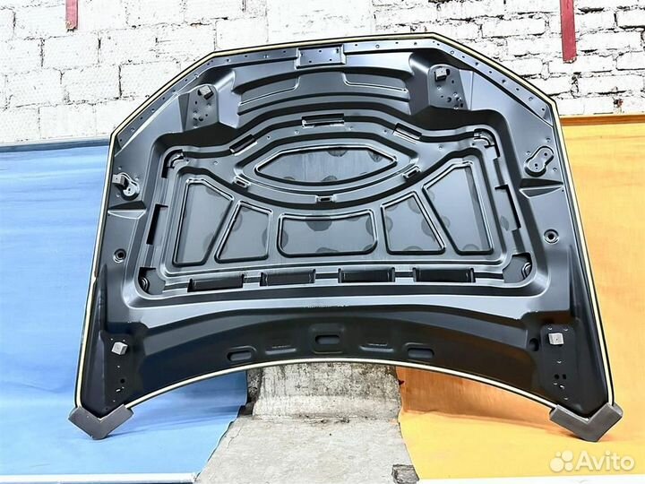 Капот Audi Q7