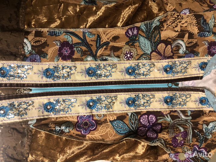 Костюм женский