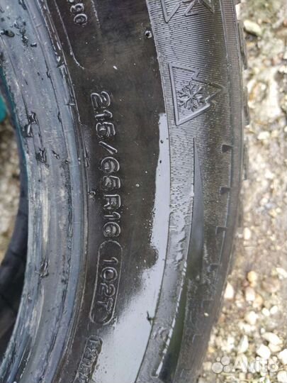 Michelin X-Ice North XIN2 215/65 R16 102T