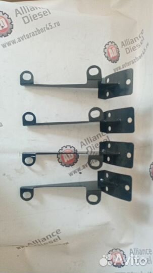 Кронштейн солнцезащитного козырька. Volvo FH 1993