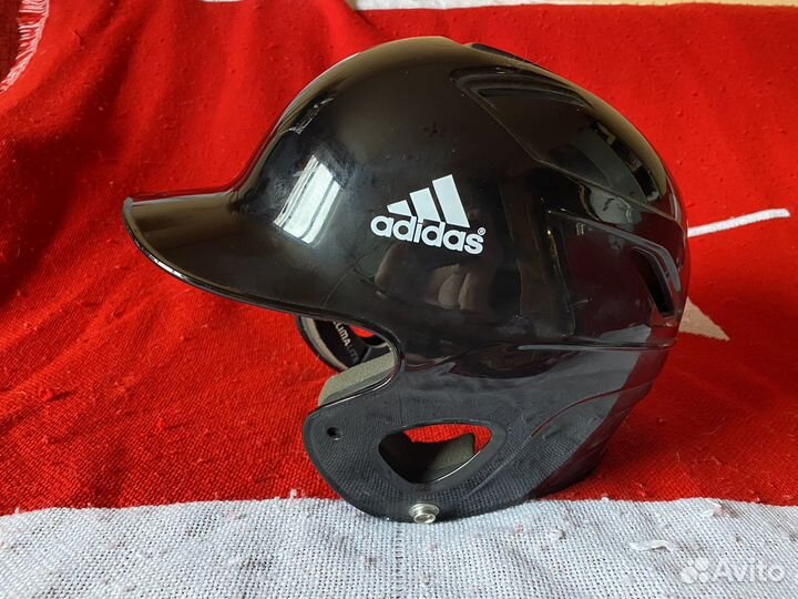 Бейсбольный шлем детский