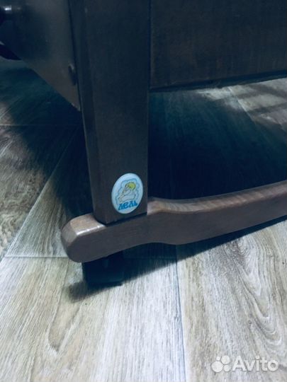 Детская кроватка Лютик, светлый орех