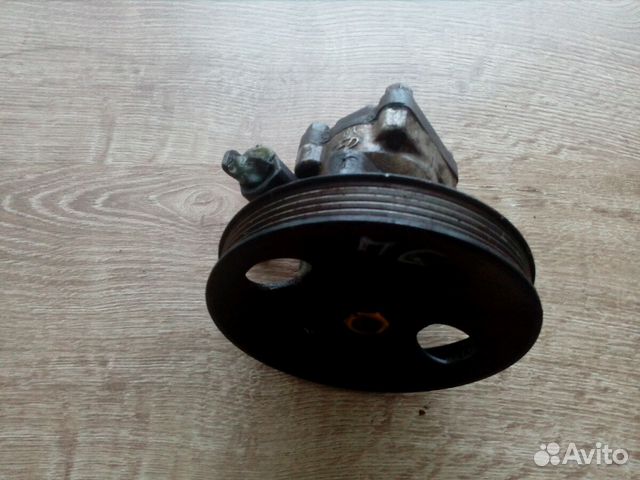 Насос гура Hyunday Sonata 5/Kia Magentis