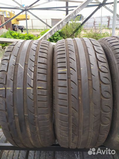 Taurus High Performance 235/45 R18 98Y