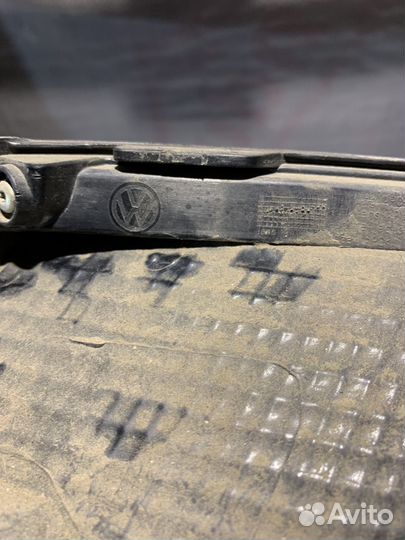 Задний правый фонарь volkswagen passat b8