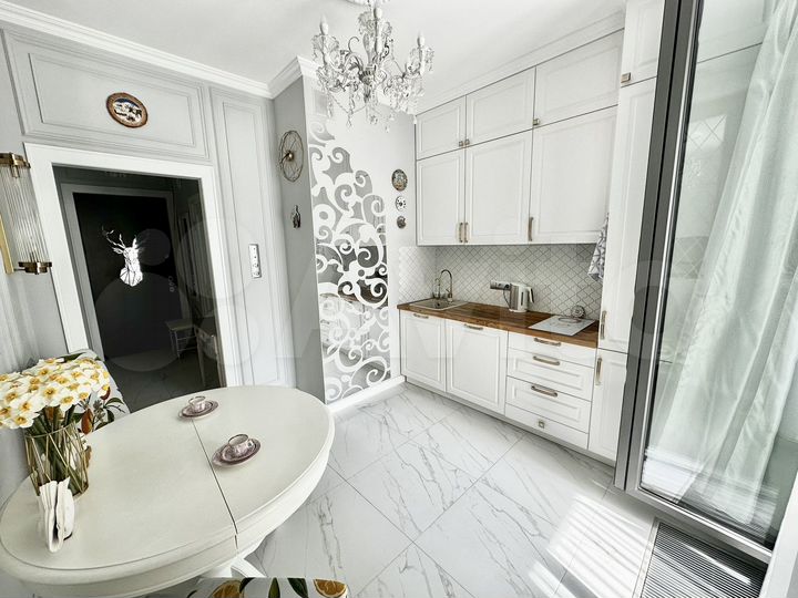 1-к. квартира, 40 м², 1/8 эт.