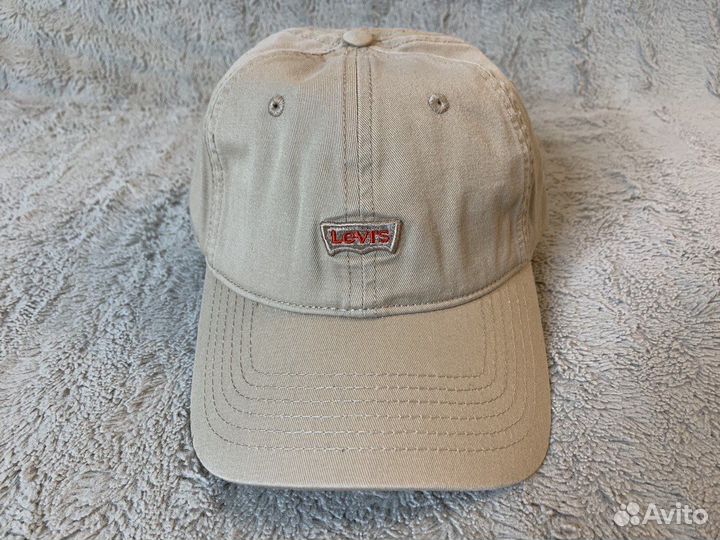 Кепка Levis новая
