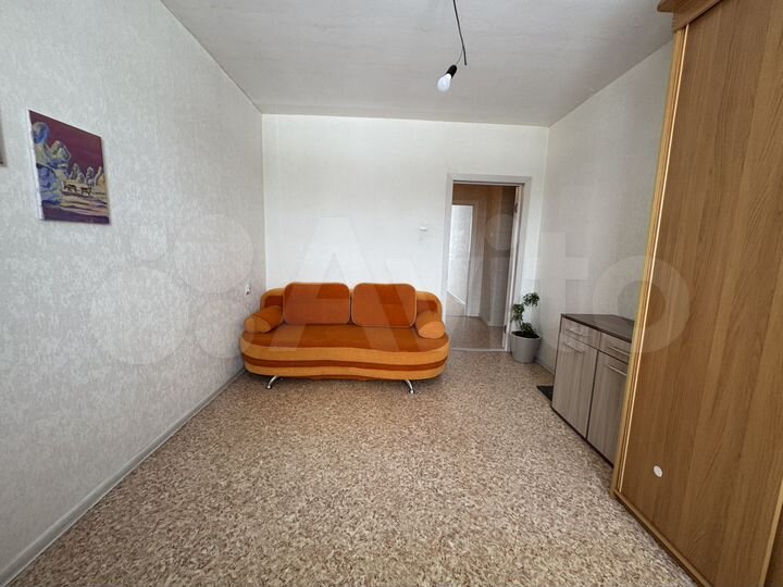 3-к. квартира, 81,4 м², 2/4 эт.