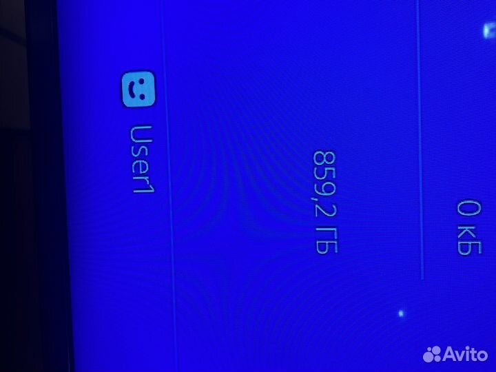 Sony playstation ps4 pro +2 джойстика и 1 диск