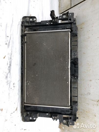 Суппорт радиатора (телевизор) nissan teana j32