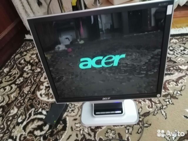 Жк-монитор 19