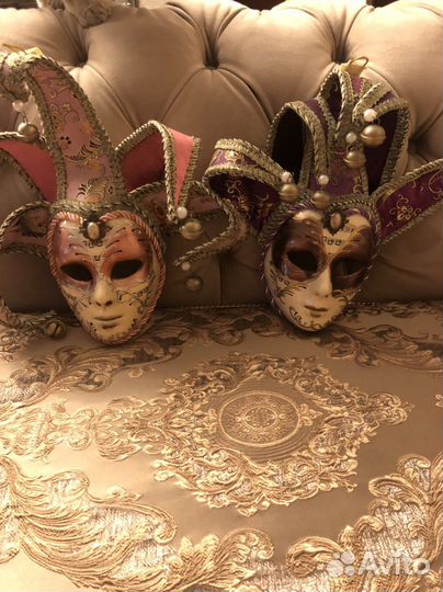 Маска декоративная