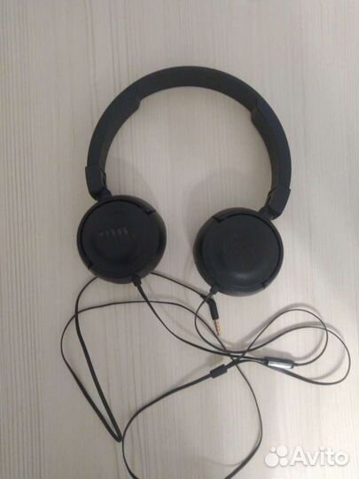 Проводные наушники JBL