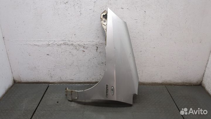 Крыло Suzuki Liana, 2005