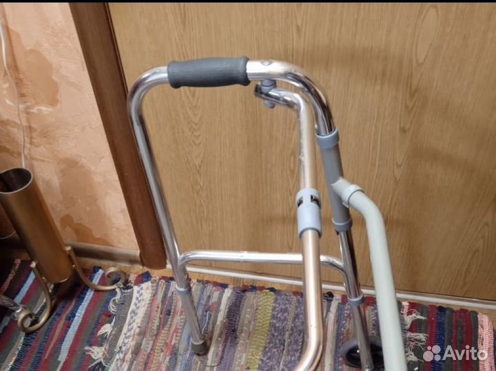 Ходунки для пожилых