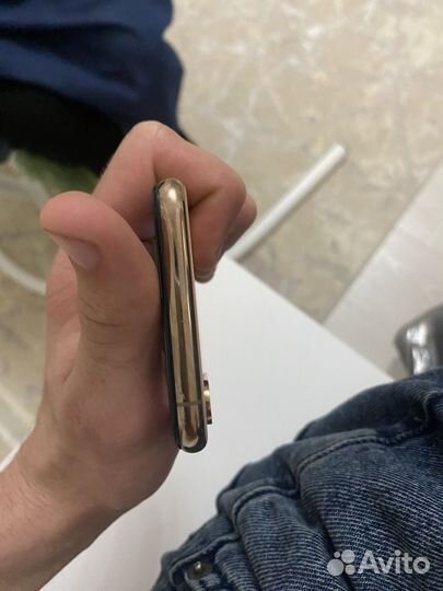 iPhone X, 64 ГБ
