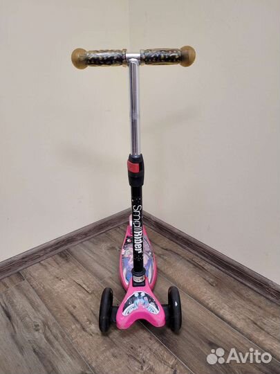 Трехколесный складной детский самокат Small Rider