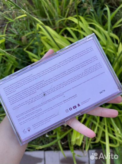 Huda beauty mercury retrograde палетка