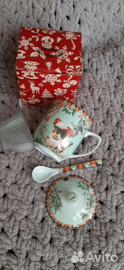 Кружка с заварником и ложкой