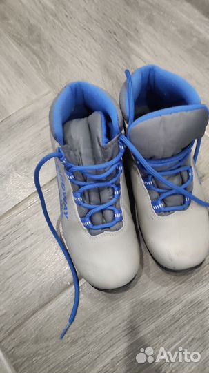 Лыжные ботинки