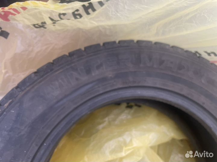 Dunlop Winter Maxx WM02 215/60 R16