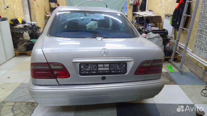 Разбор mercedes w210