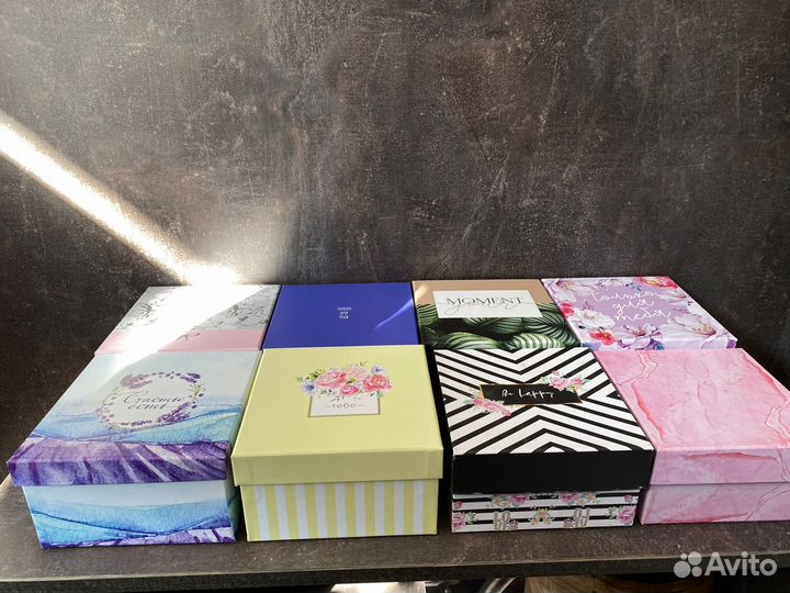 Коробки подарочные стандартного размера